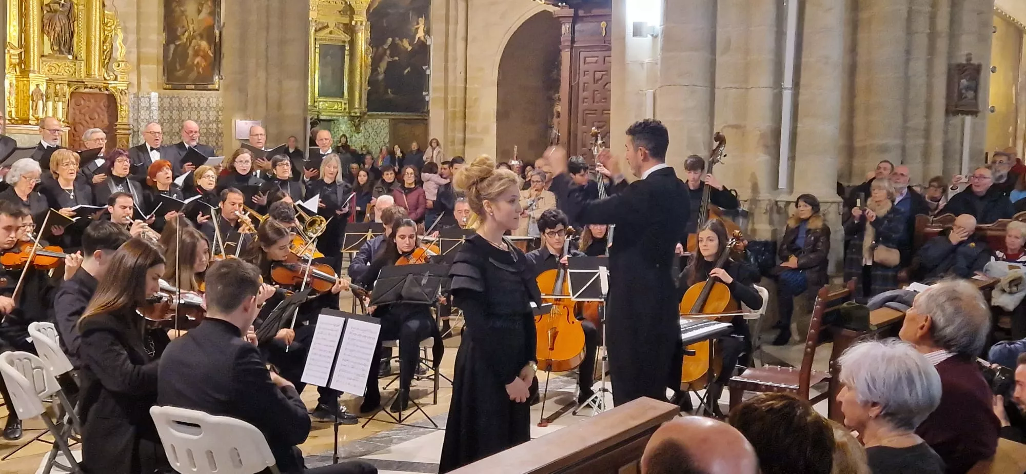 Celebración del Tota Pulchra en la Catedral de Huesca. Fotos Myriam Martínez