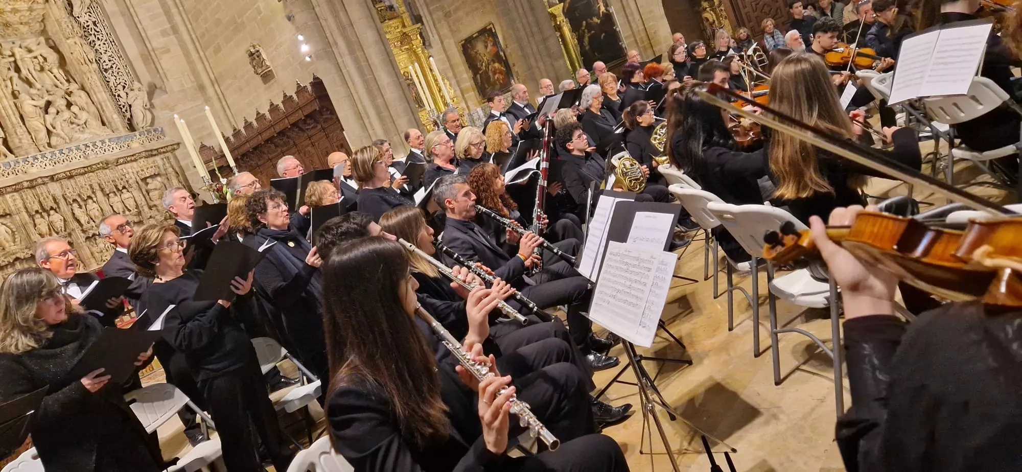 Celebración del Tota Pulchra en la Catedral de Huesca. Foto Myriam Martínez 