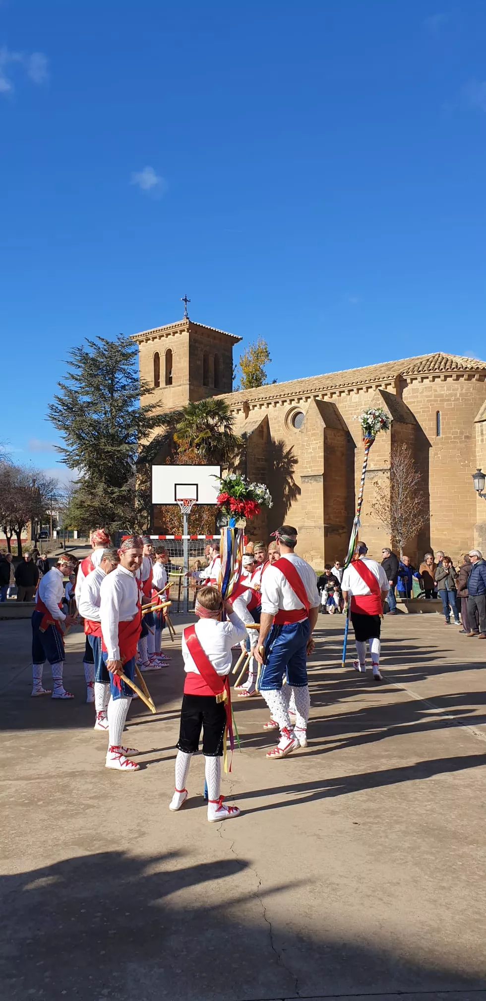 Dance en Apiés con motivo de la Purísima
