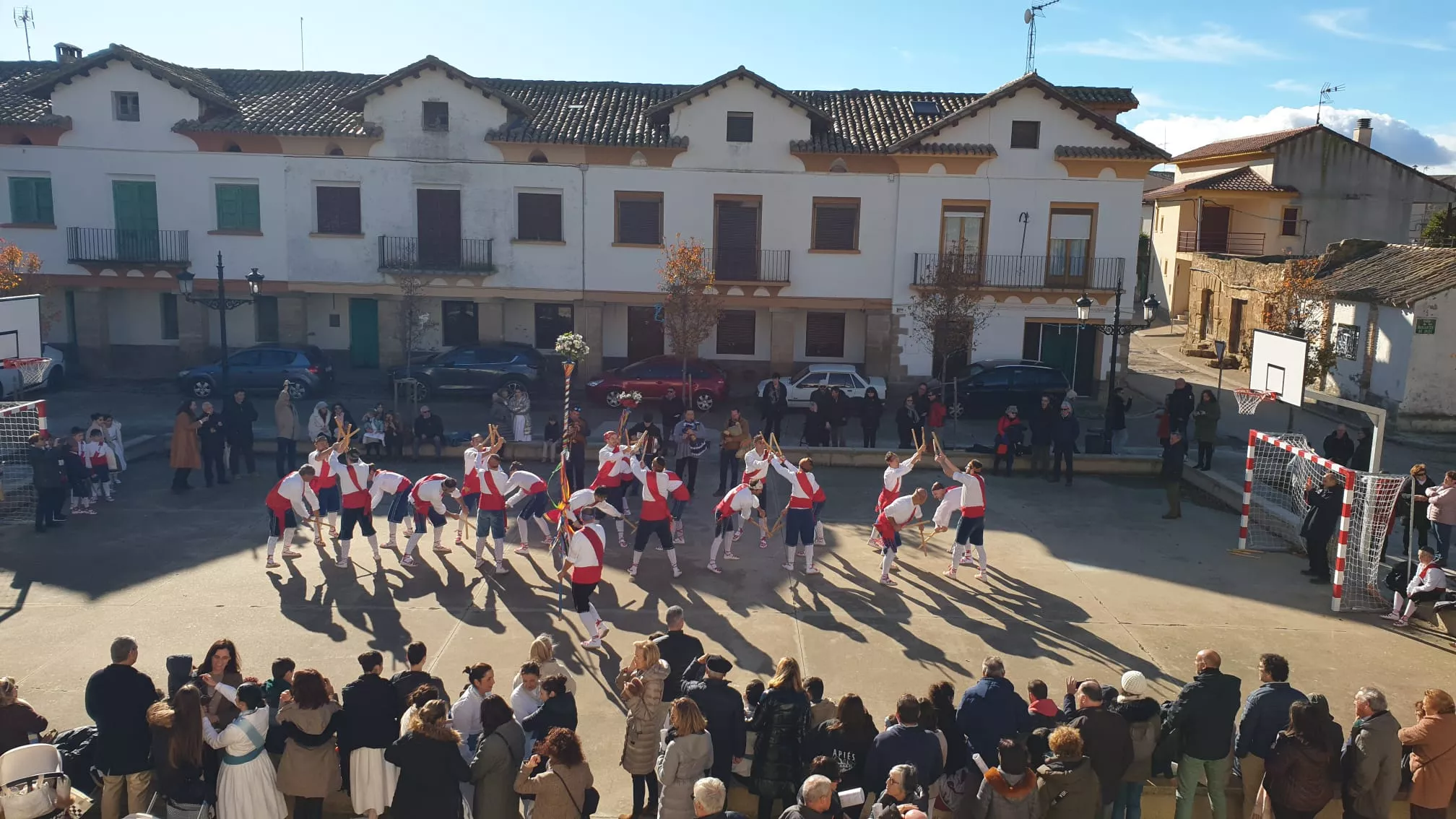 Dance en Apiés con motivo de la Purísima