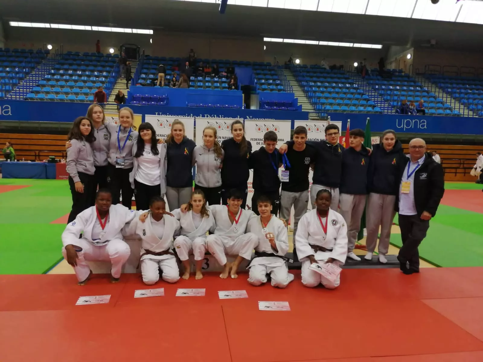 Cadetes del CJ Binéfar, CJ Huesca y CJ Valle de Benasque.