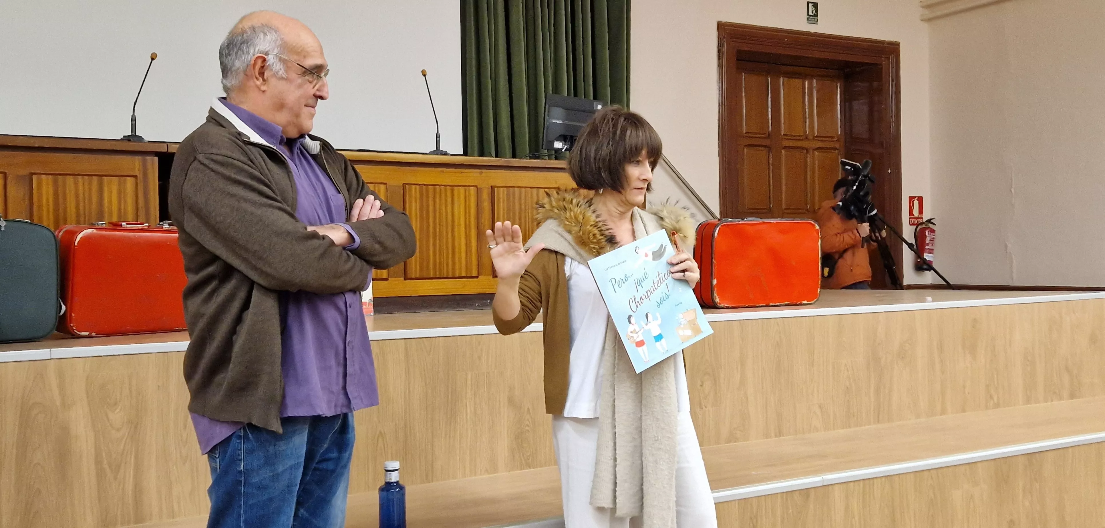 Presentación del libro de los Chorpatélicos de los Titiriteros de Binéfar. Foto Myriam Martínez 