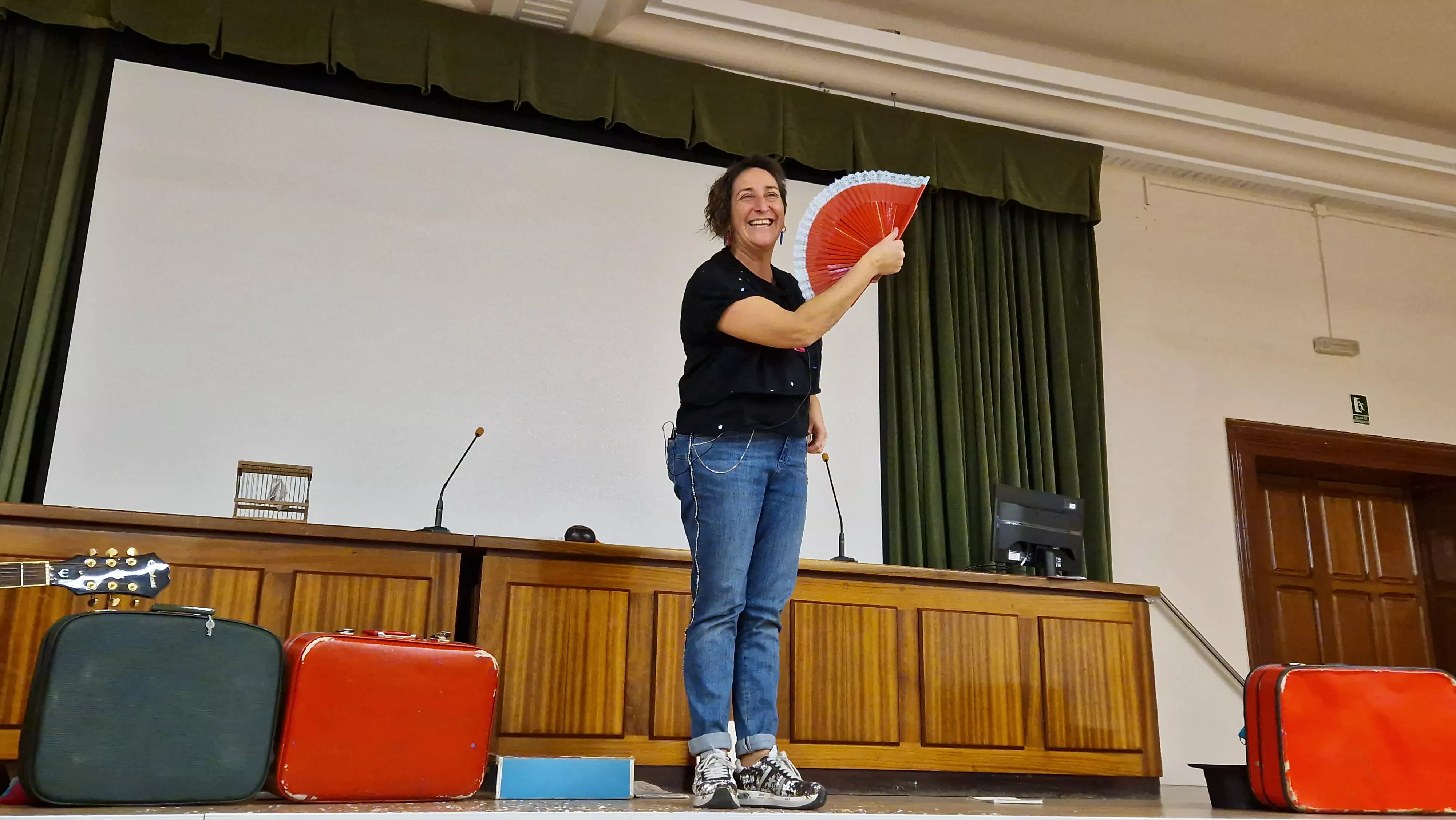 Presentación del libro de los Chorpatélicos de los Titiriteros de Binéfar. Foto Myriam Martínez 