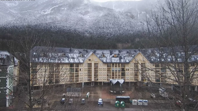 La nieve ha llegado a Canfranc. La nieve ha llegado a Canfranc.