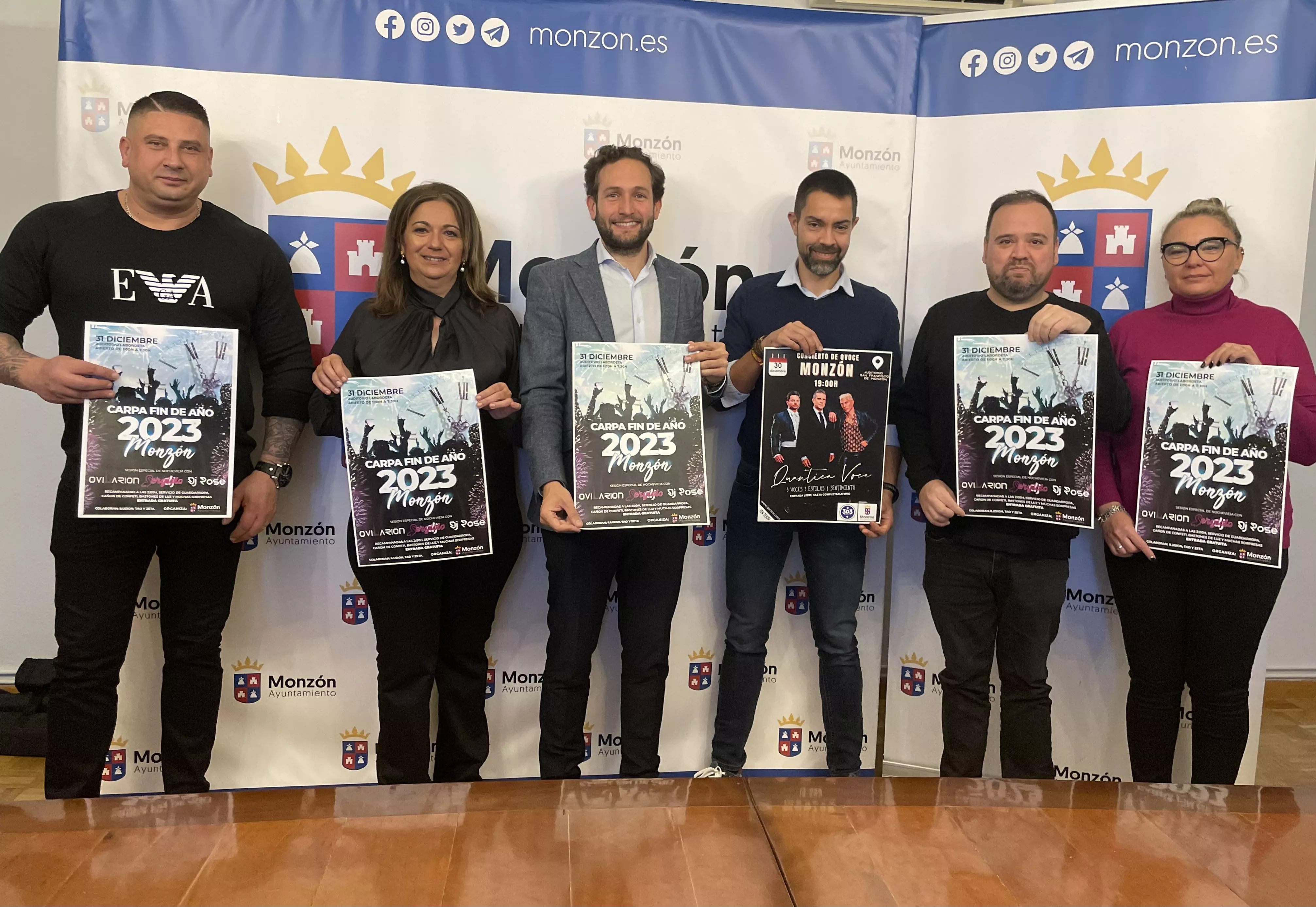 Participantes en la presentación de la fiesta de bienvenida a 2024 en Monzón.