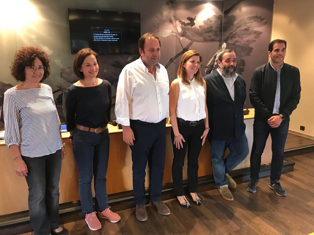 Participantes en la presentación de la DO Aceites del Somontano.