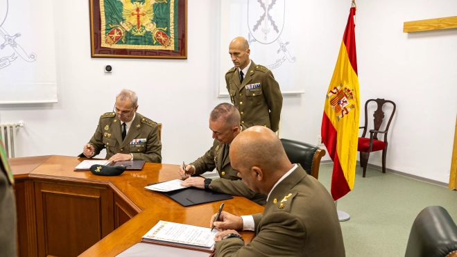 Relevo de los mandos en la División "Castillejos". Relevo de los mandos en la División "Castillejos".