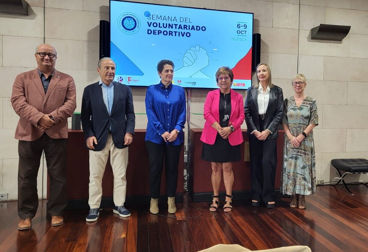 Participantes en la presentación de la Semana del Voluntariado Deportivo en Huesca Participantes en la presentación de la Semana del Voluntariado Deportivo en Huesca