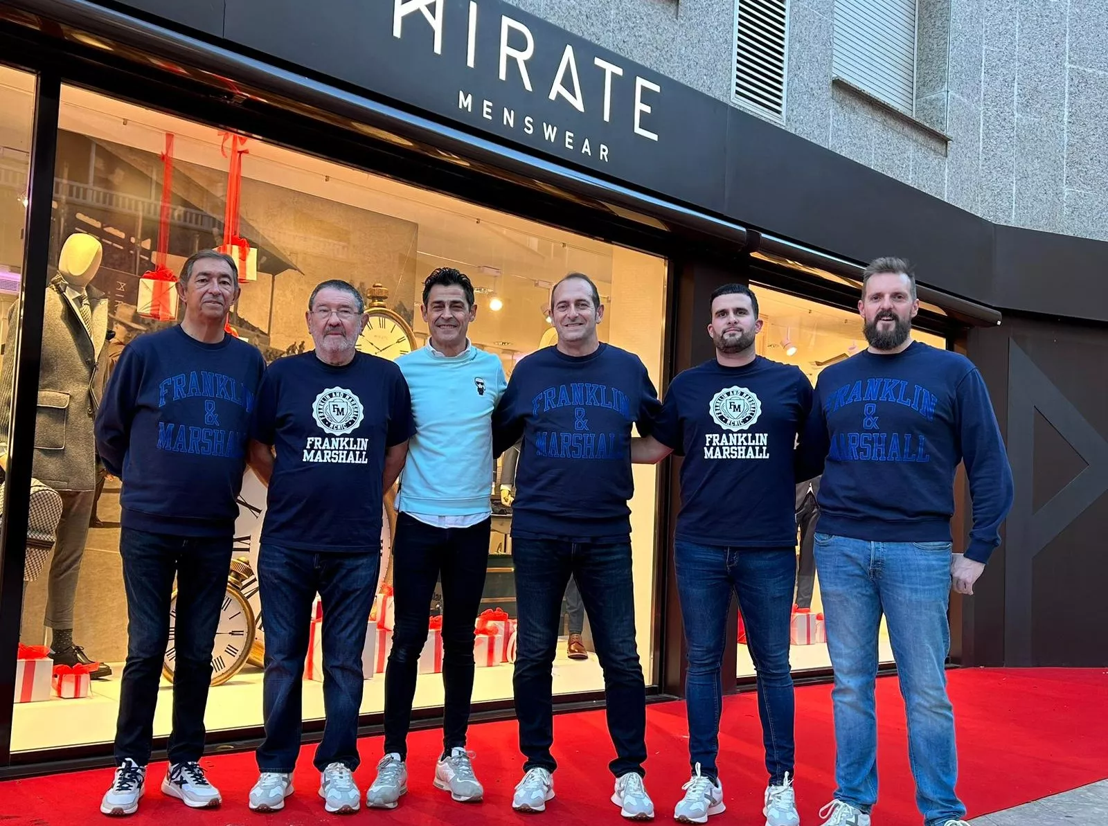 Cuadro técnico de Bada Huesca encabezado por José Nolasco con Miguel Santolaria en Mírate