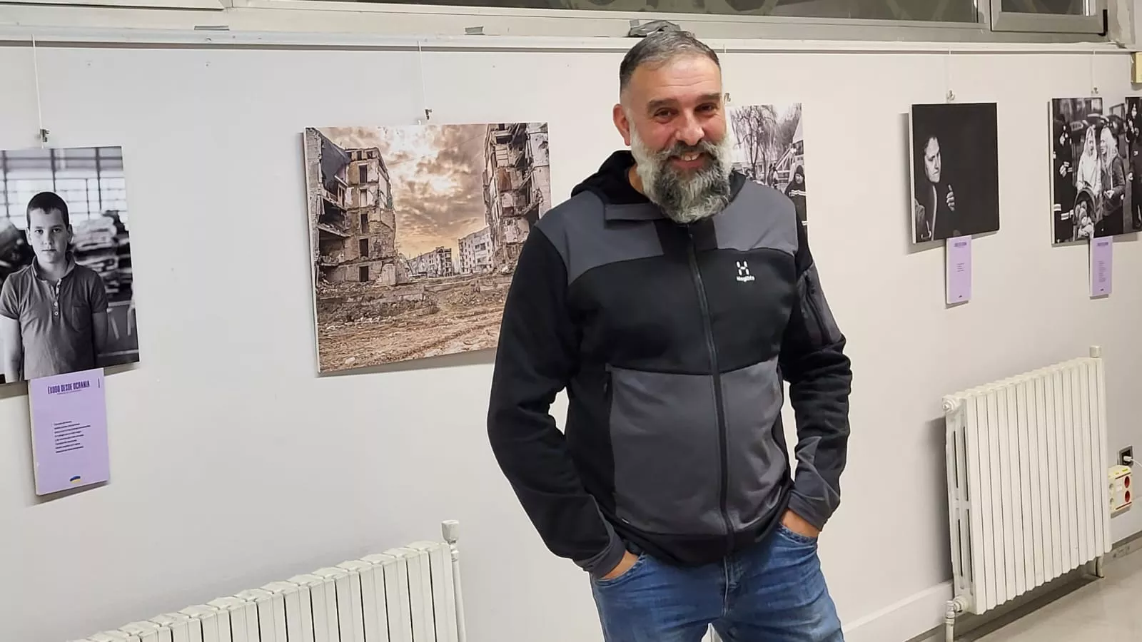 Inauguración de Éxodo desde Ucrania. Miradas de las Mujeres en el Centro Cultural Manuel Benito Moliner