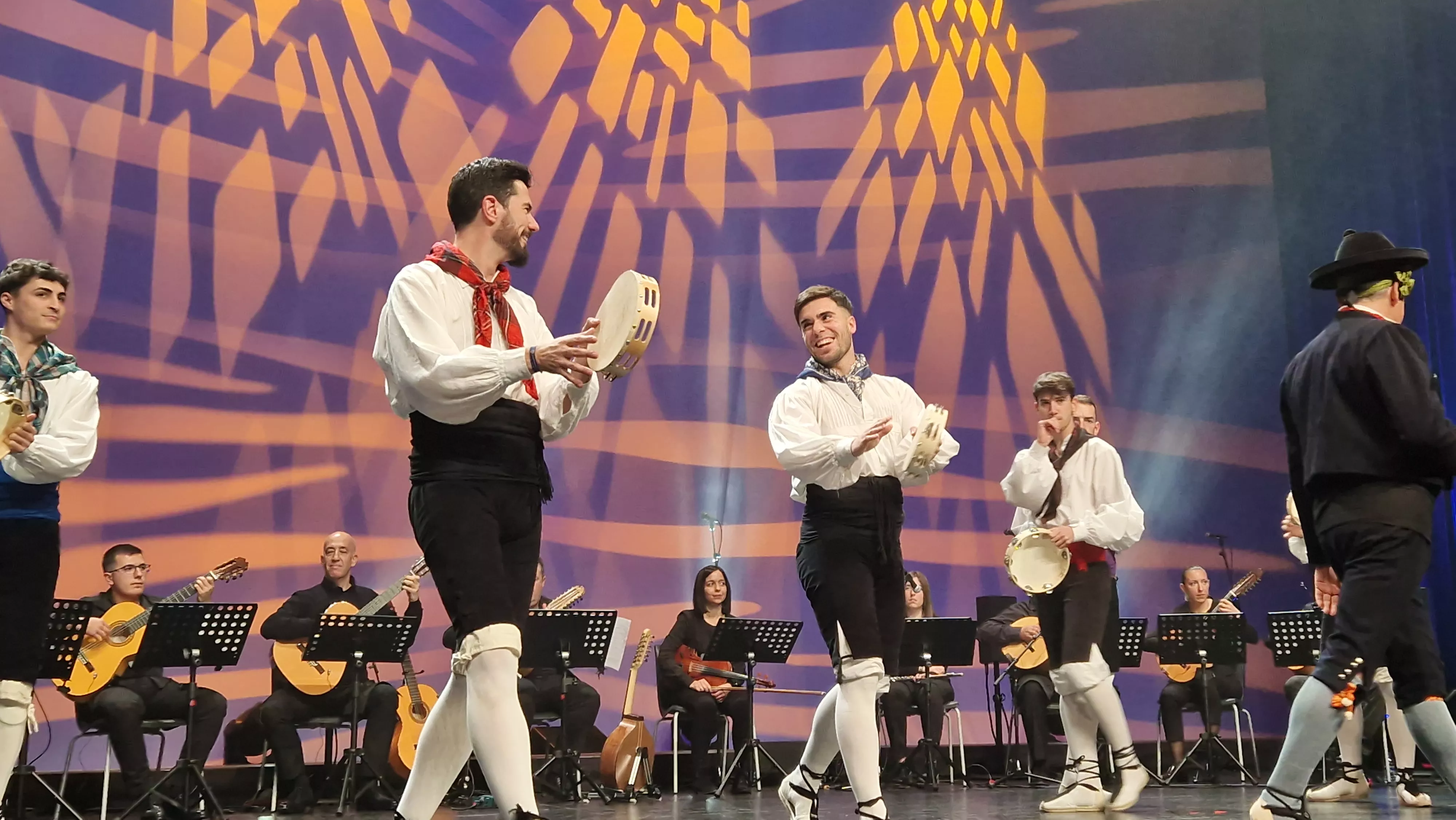  IX Gala de Jota de Roberto Ciria por Aspanoa. Foto  Myriam Martínez