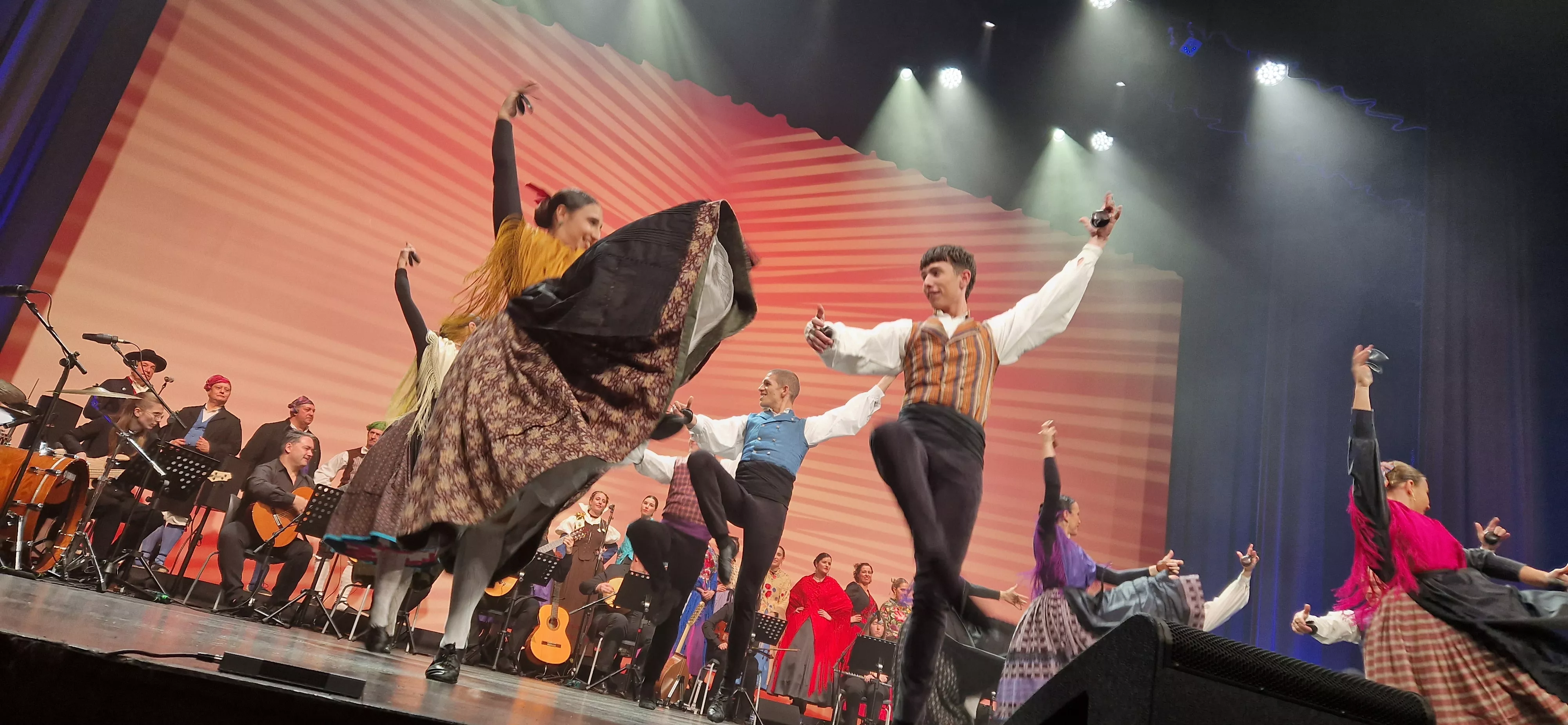  IX Gala de Jota de Roberto Ciria por Aspanoa. Foto  Myriam Martínez