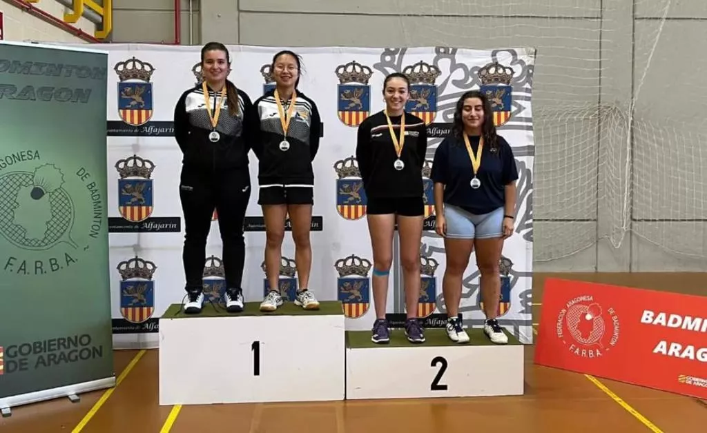 Bádminton Huesca La Magia en Alfajarín.