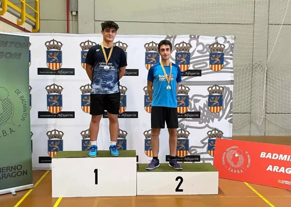 Bádminton Huesca La Magia en Alfajarín.