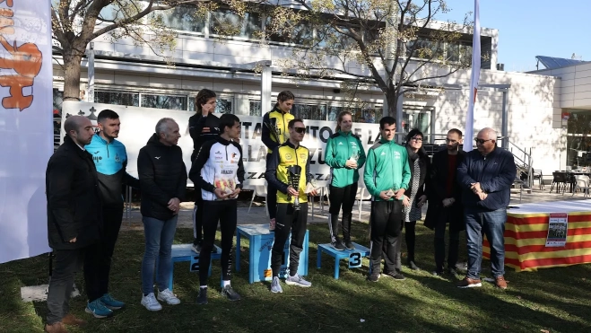 Podio final absoluto masculino y femenino Podio final absoluto masculino y femenino