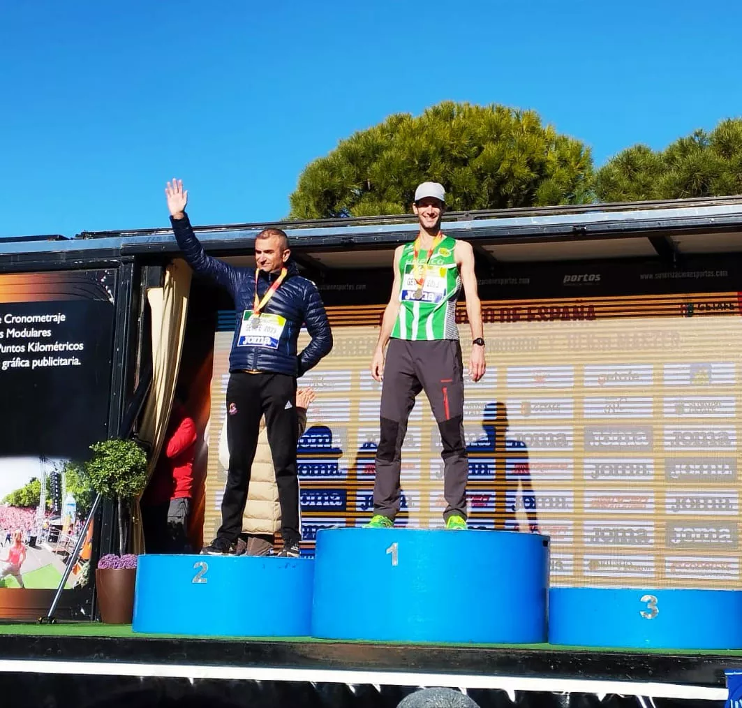 Jorge Pie, en lo más alto del podio de Getafe como campeón de España M-45