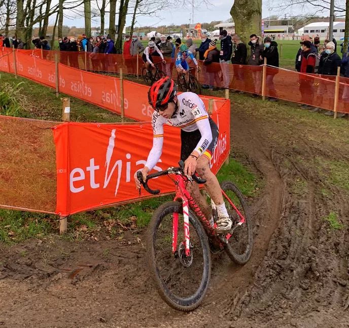 López afronta su segunda cita de Copa del Mundo de ciclocross.