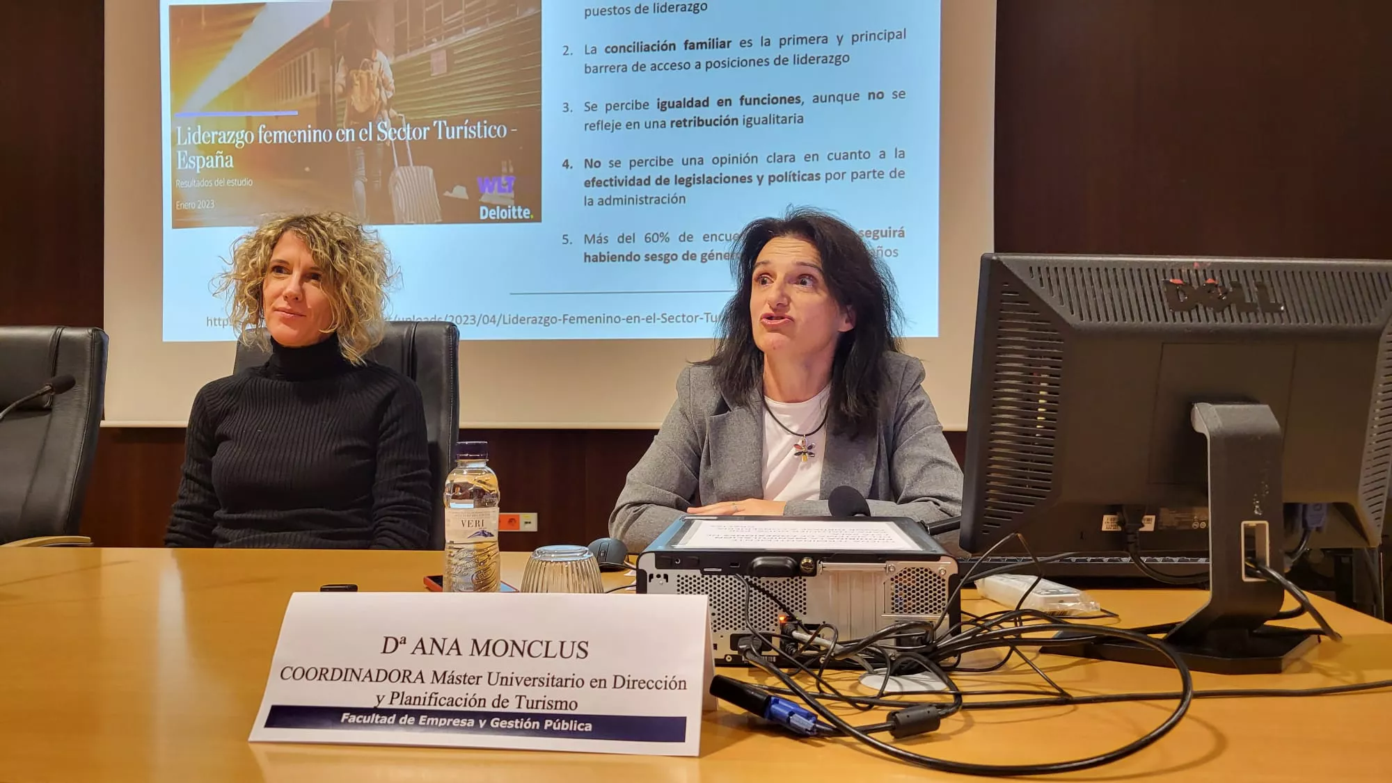 Mesa redonda de las mujeres referentes en turismo de Huesca