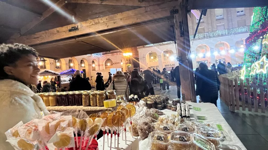 Apertura de la Feria de Artesanía de Navidad de Huesca. Foto Mercedes Manterola