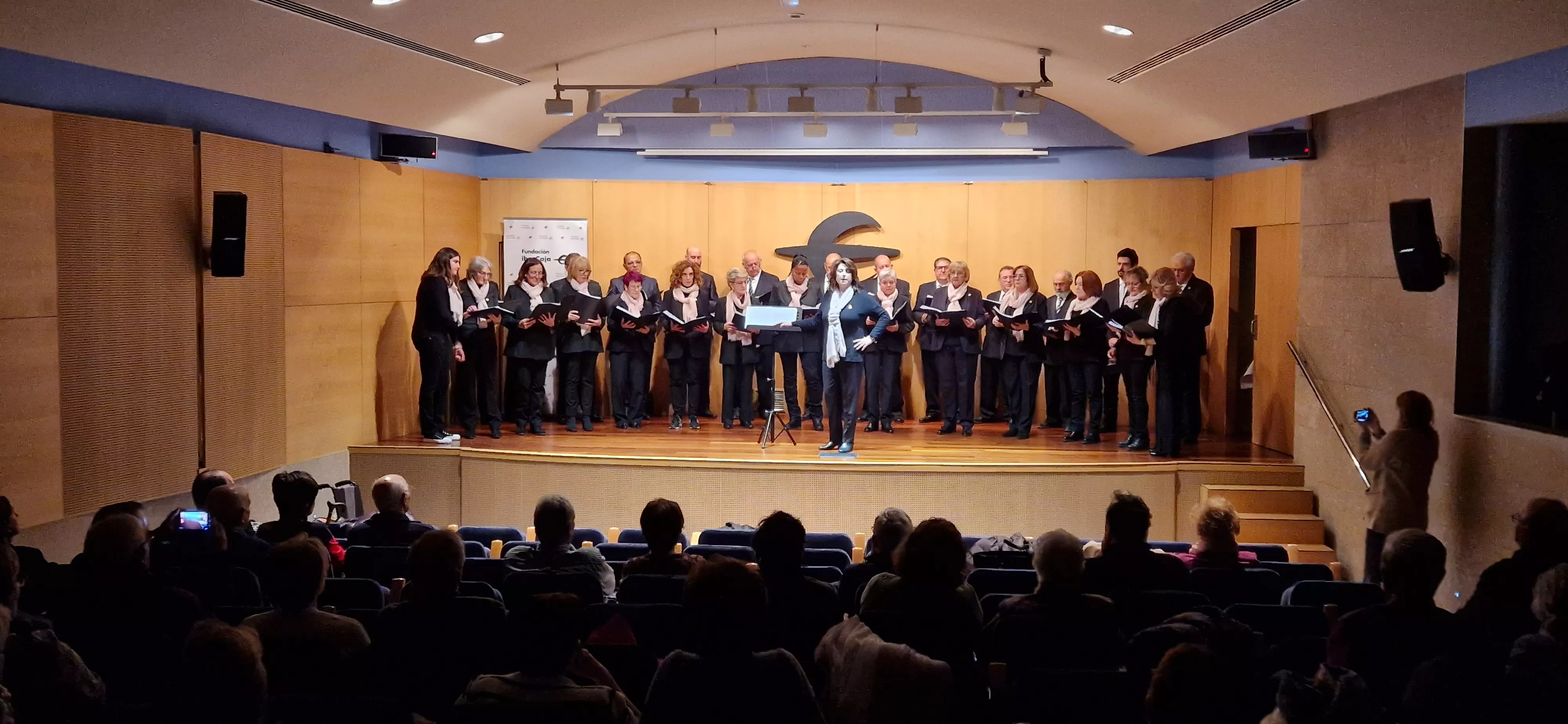 Coral Villa de Almudévar. Foto Myriam Martínez 