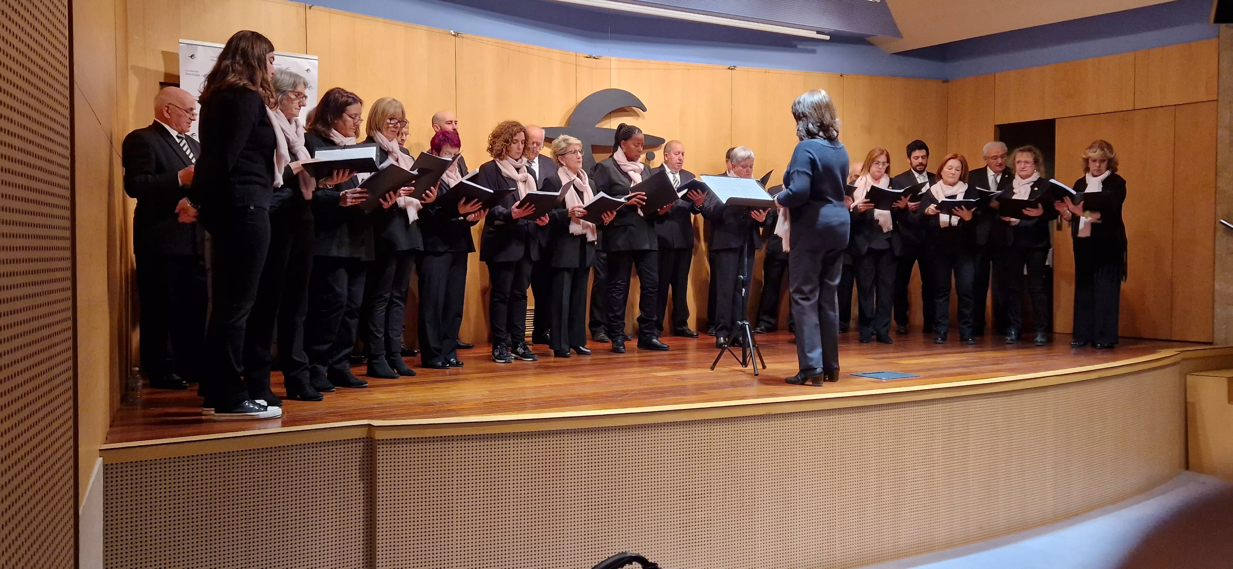 Coral Villa de Almudévar. Foto Myriam Martínez