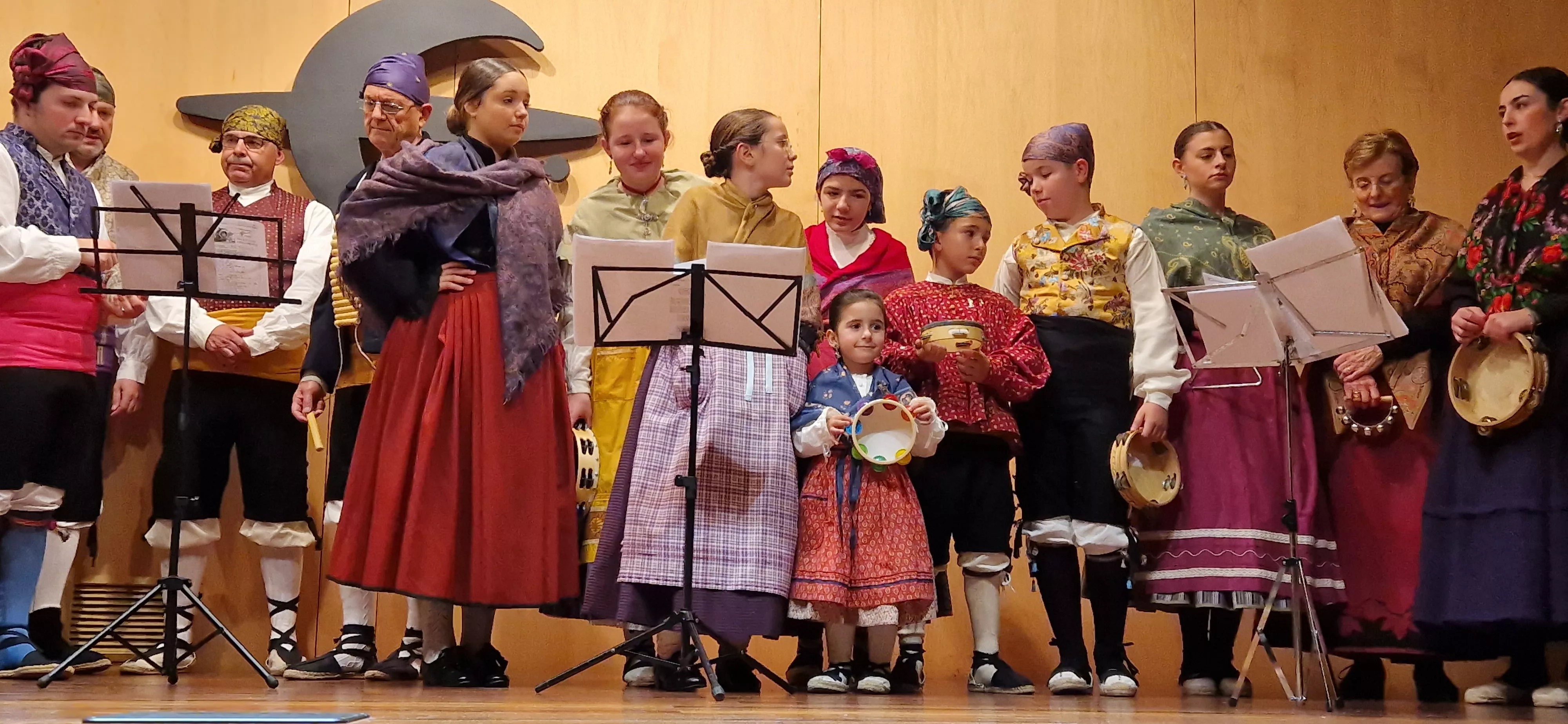 Escuela de Danza y Folclore Elenco. Foto Myriam Martínez 