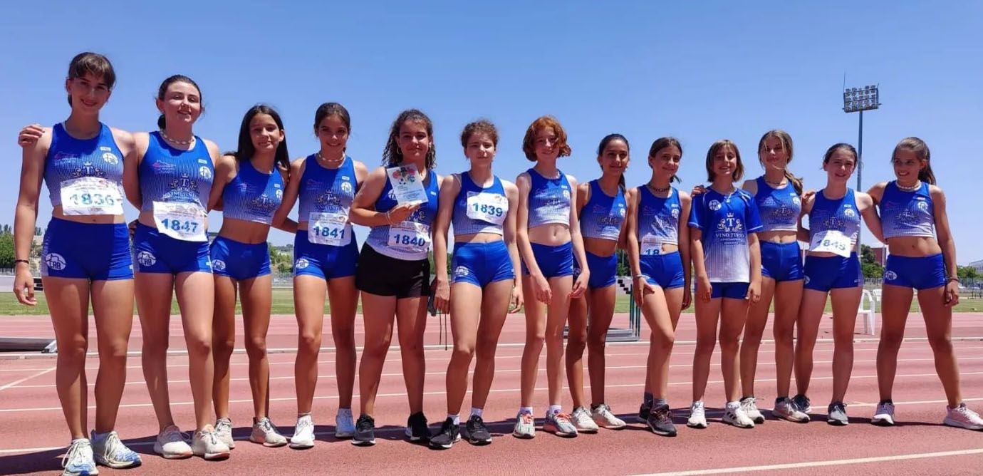 Equipo femenino infantil del CA Barbastro.