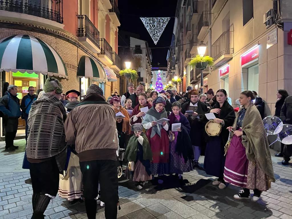 Ronda por las calles de Huesca. Foto Mercedes Manterola