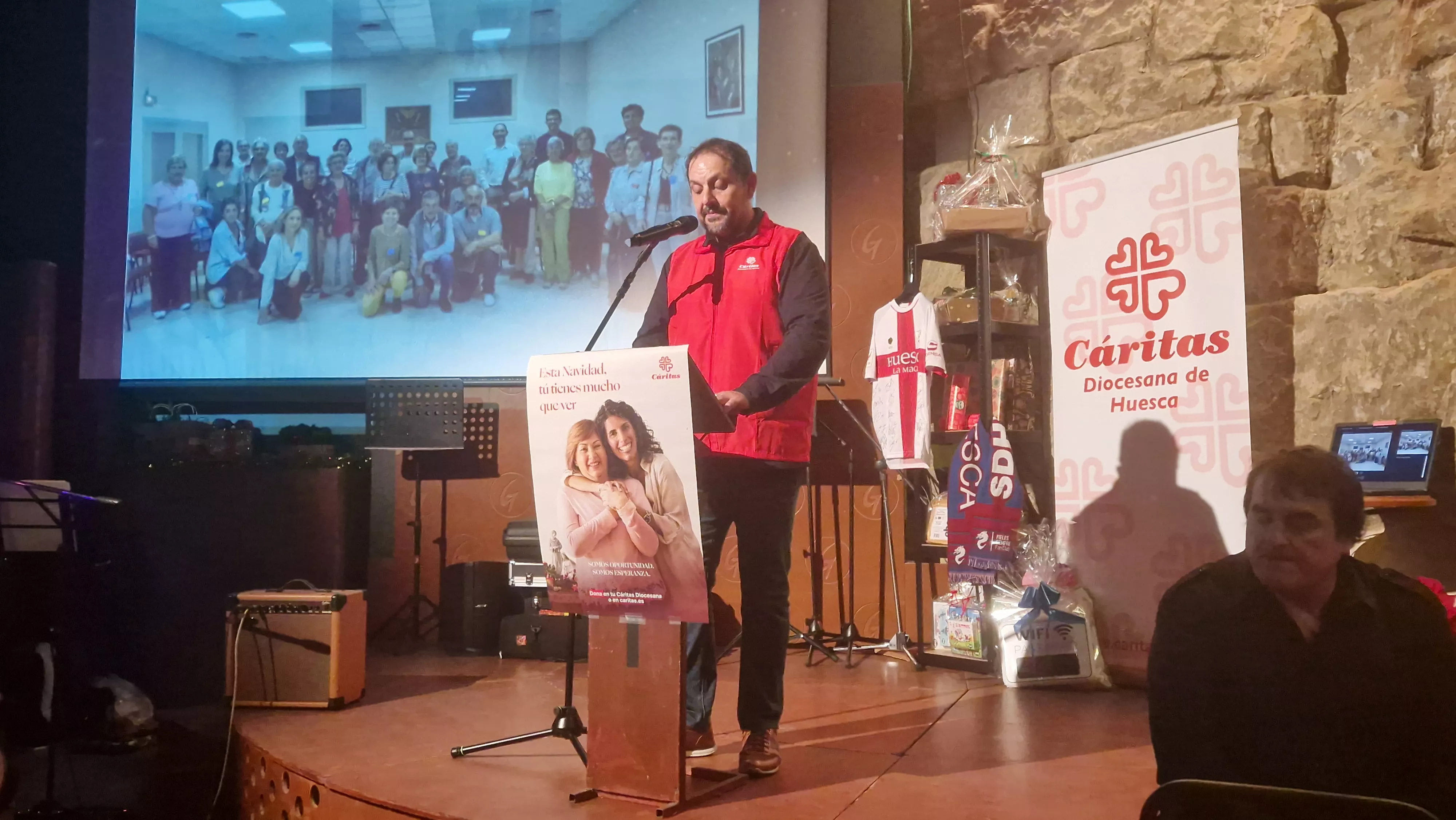 Fiesta solidaria de Cáritas en Bendita Ruina. Foto Myriam Martínez 