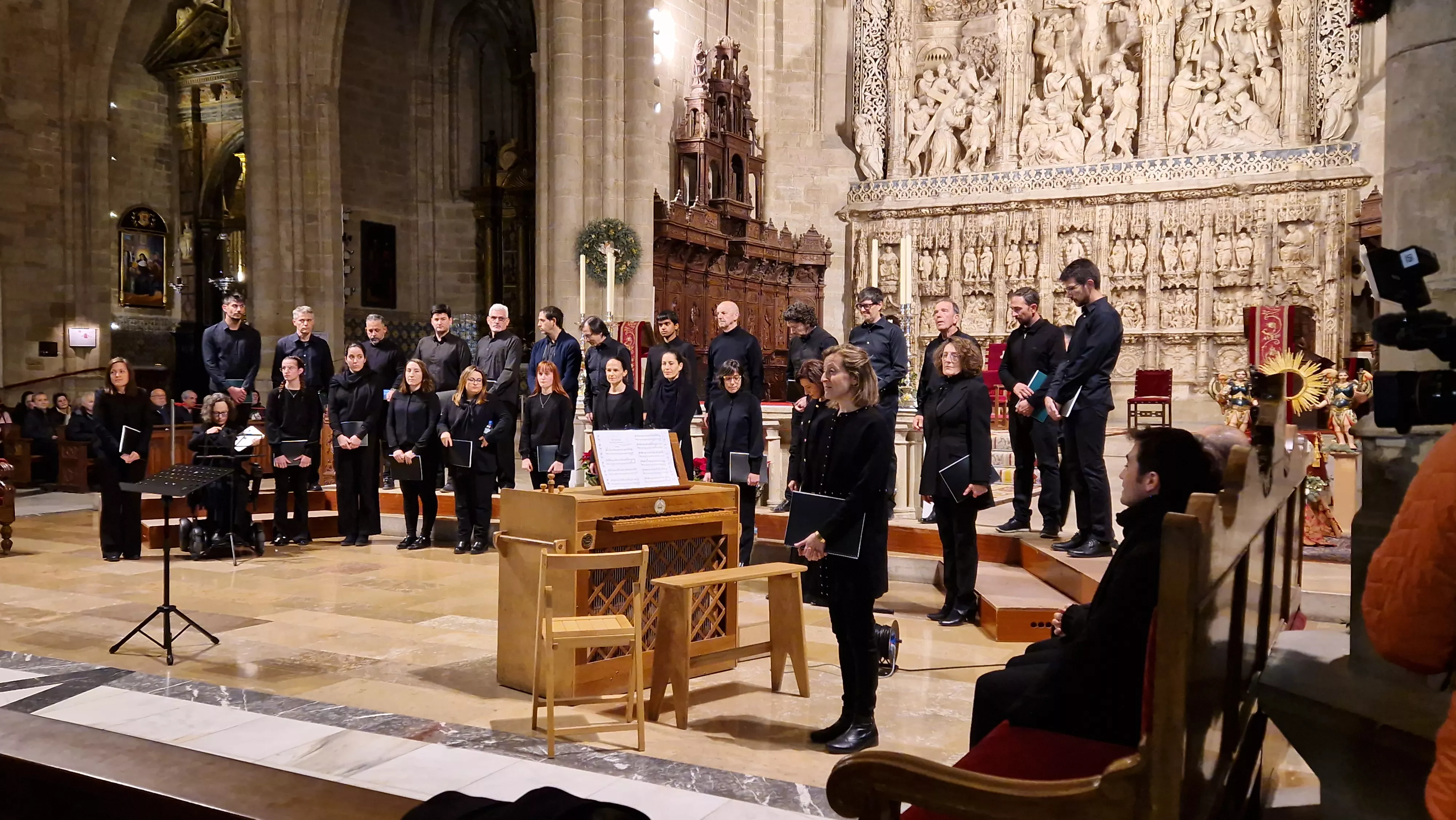 Concierto de Navidad de la Coral Oscense. Foto Myriam Martínez 