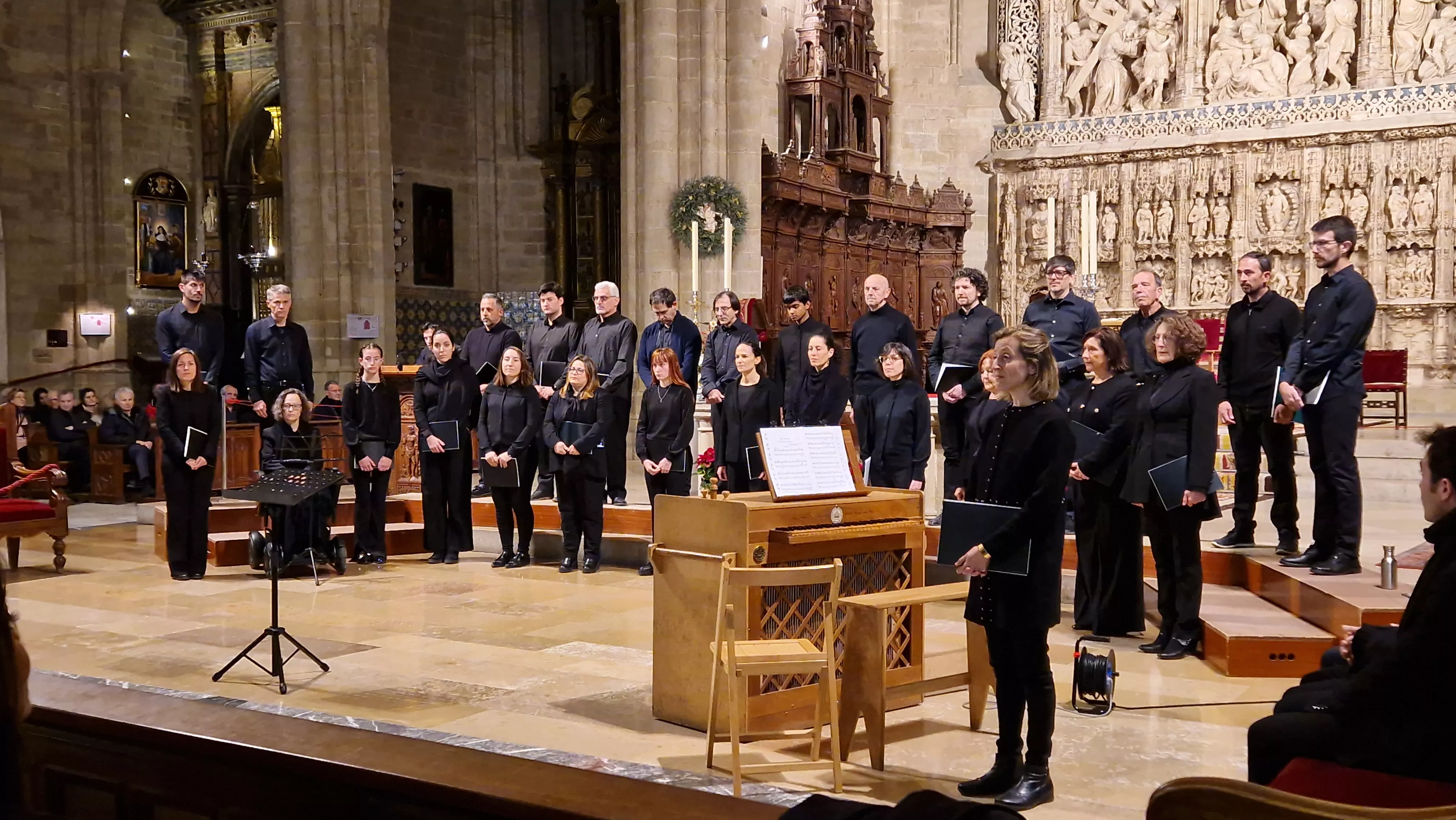 Concierto de Navidad de la Coral Oscense. Foto Myriam Martínez 