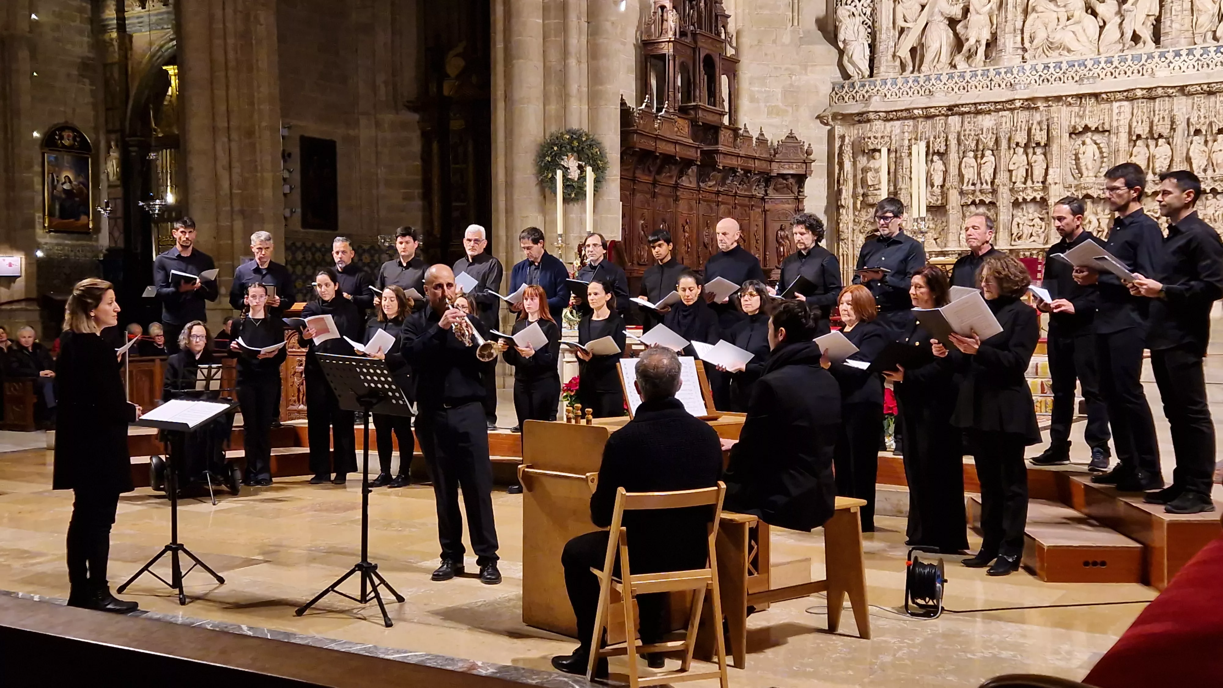 Concierto de Navidad de la Coral Oscense. Foto Myriam Martínez 