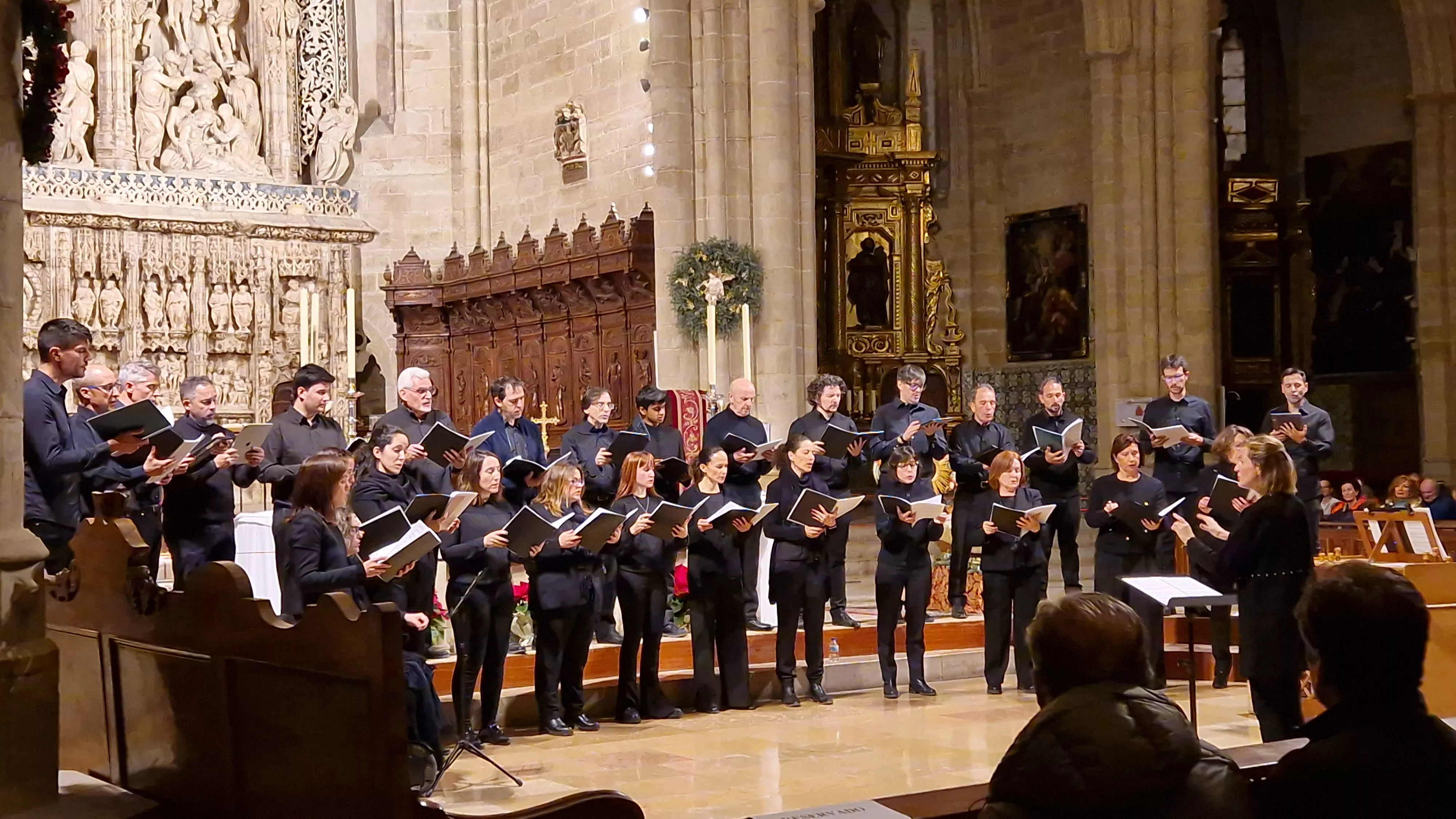 Concierto de Navidad de la Coral Oscense. Foto Myriam Martínez 