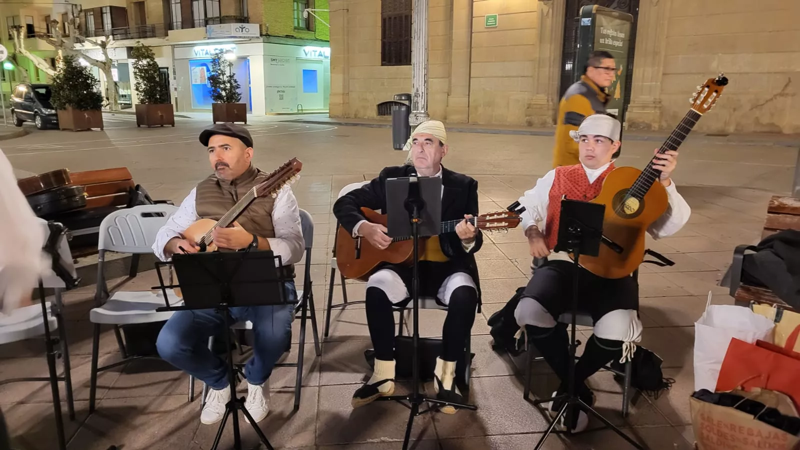 Concierto Juguetes con Jota del Grupo Folklórico San Lorenzo
