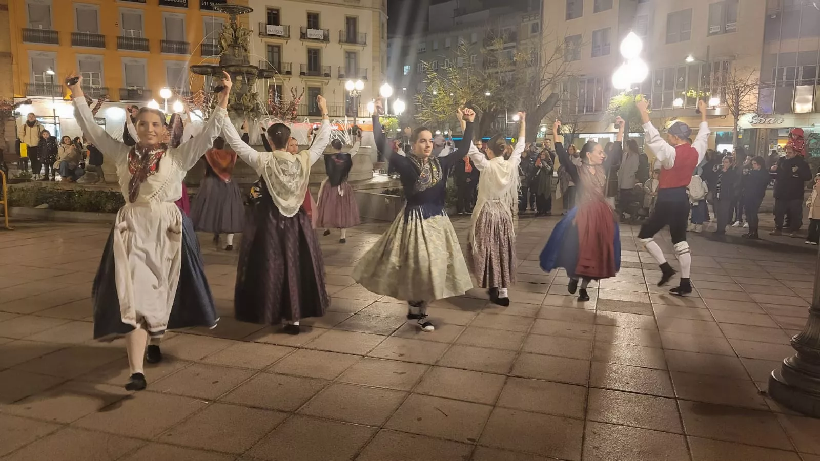 Concierto Juguetes con Jota del Grupo Folklórico San Lorenzo