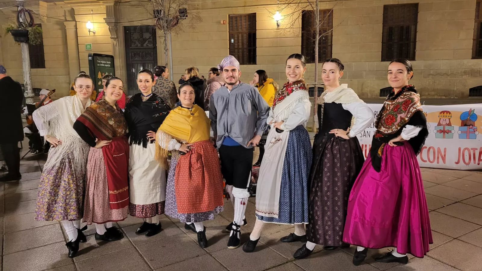 Concierto Juguetes con Jota del Grupo Folklórico San Lorenzo