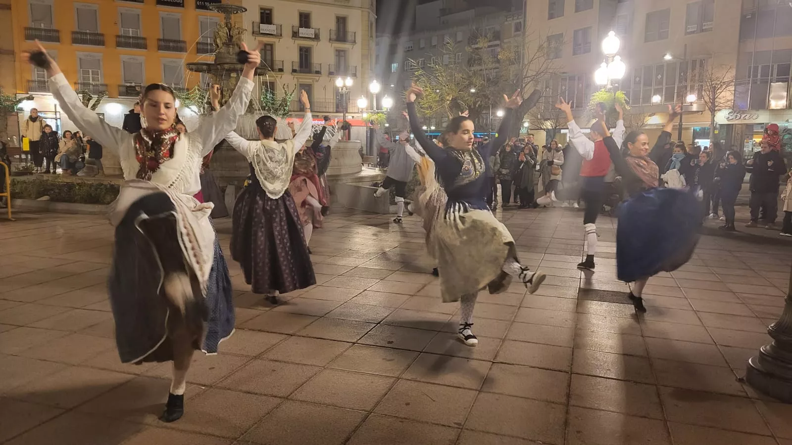 Concierto Juguetes con Jota del Grupo Folklórico San Lorenzo