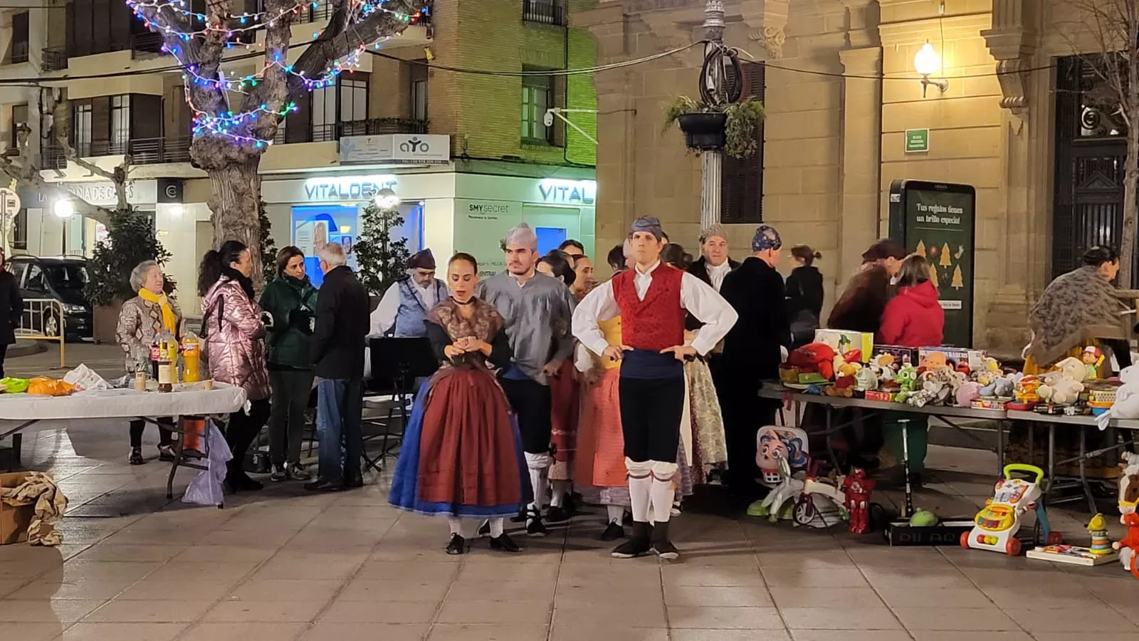 Concierto Juguetes con Jota del Grupo Folklórico San Lorenzo