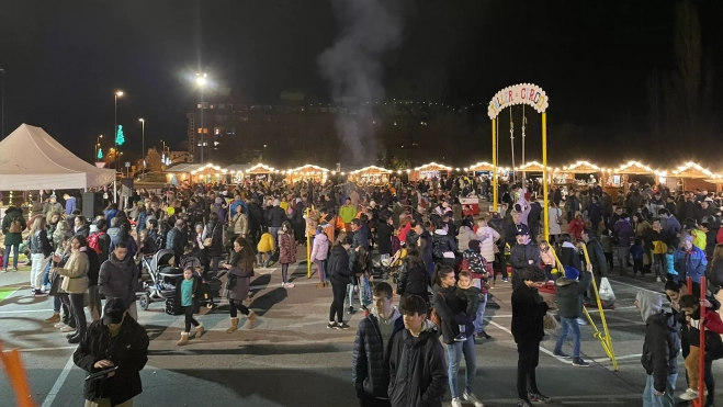 Ambiente en el mercadillo en 2022 Ambiente en el mercadillo en 2022