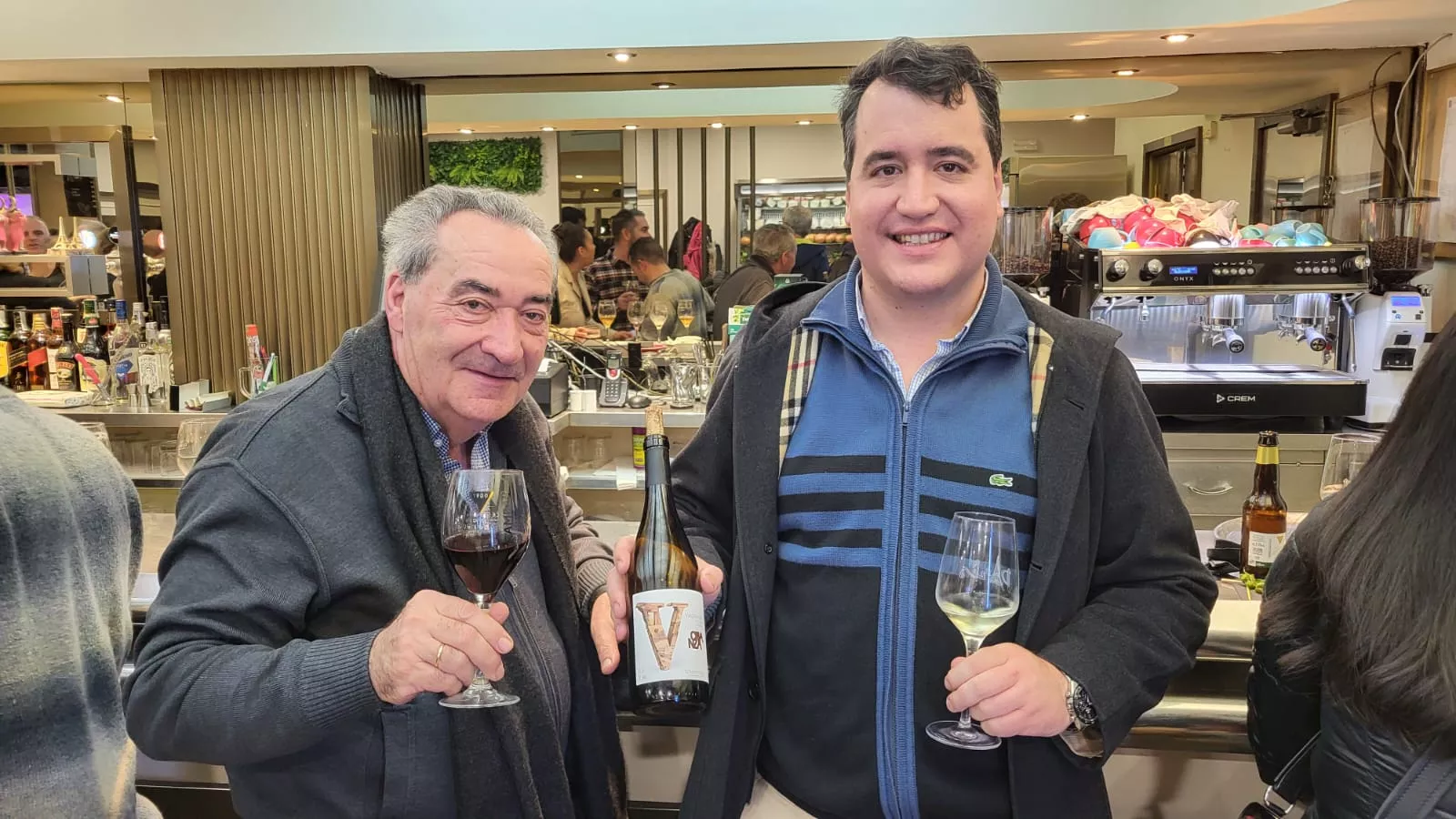 Inauguración del reabierto Restaurante París