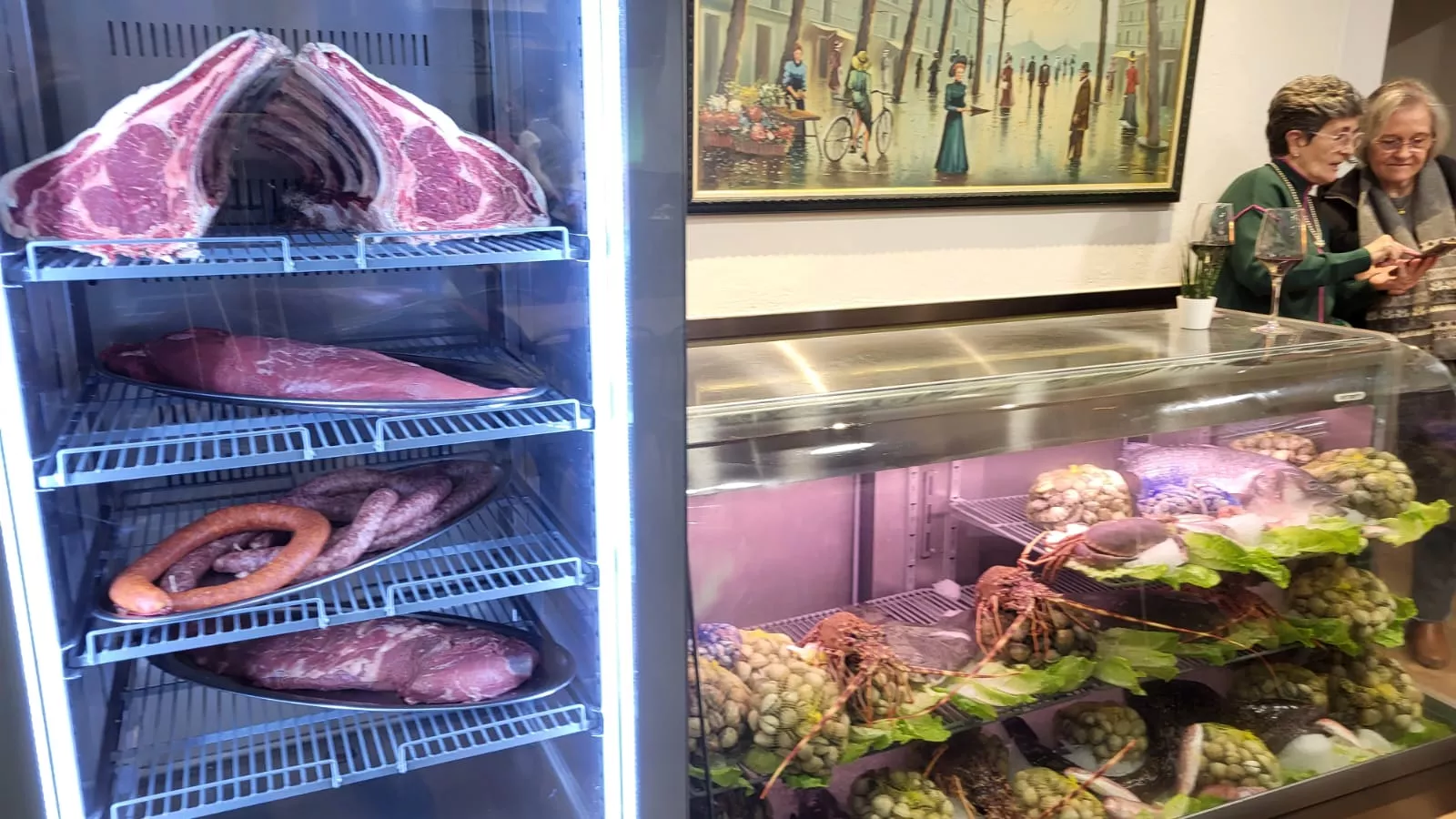 Inauguración del reabierto Restaurante París