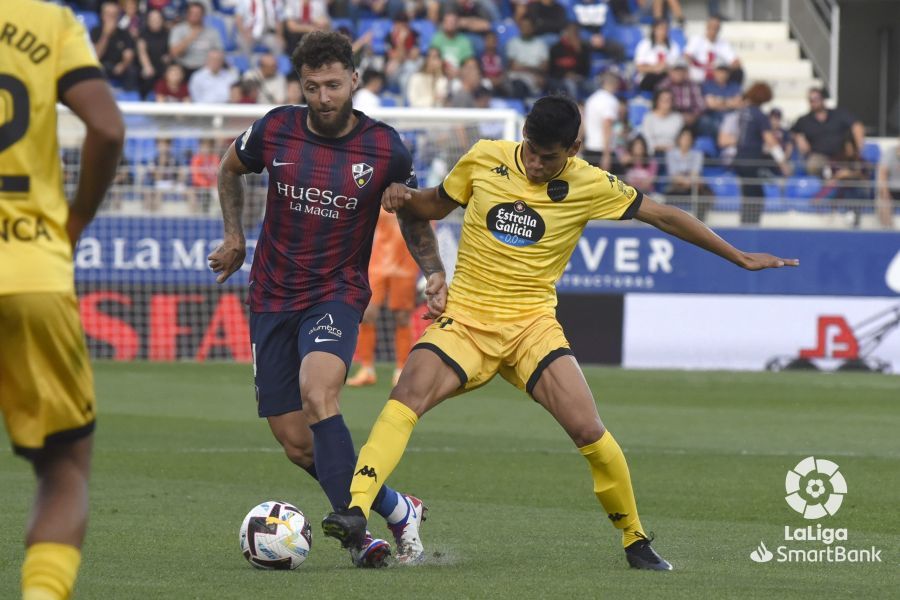 Imágenes del partido Huesca Lugo. Foto La Liga 