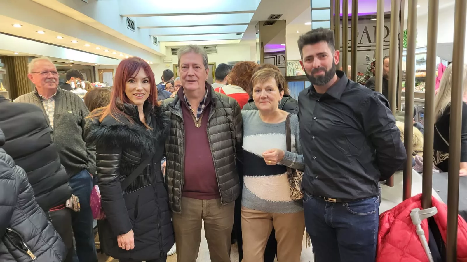 Inauguración del reabierto Restaurante París