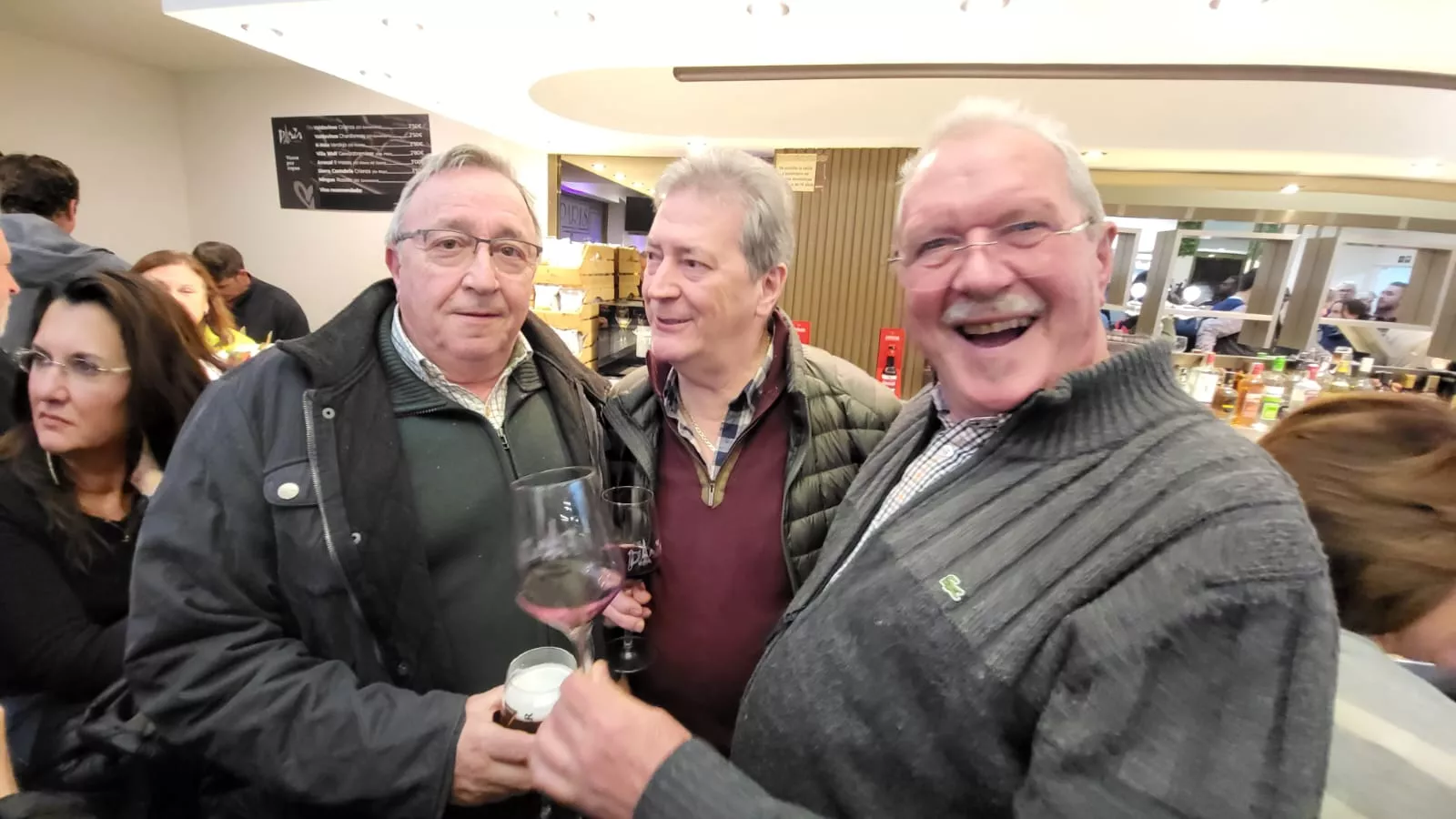 Inauguración del reabierto Restaurante París