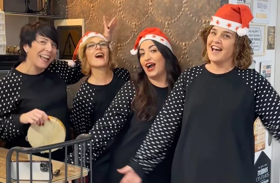 Un grupo de intérpretes de "Navidad, Navidad, Jaca en Navidad".