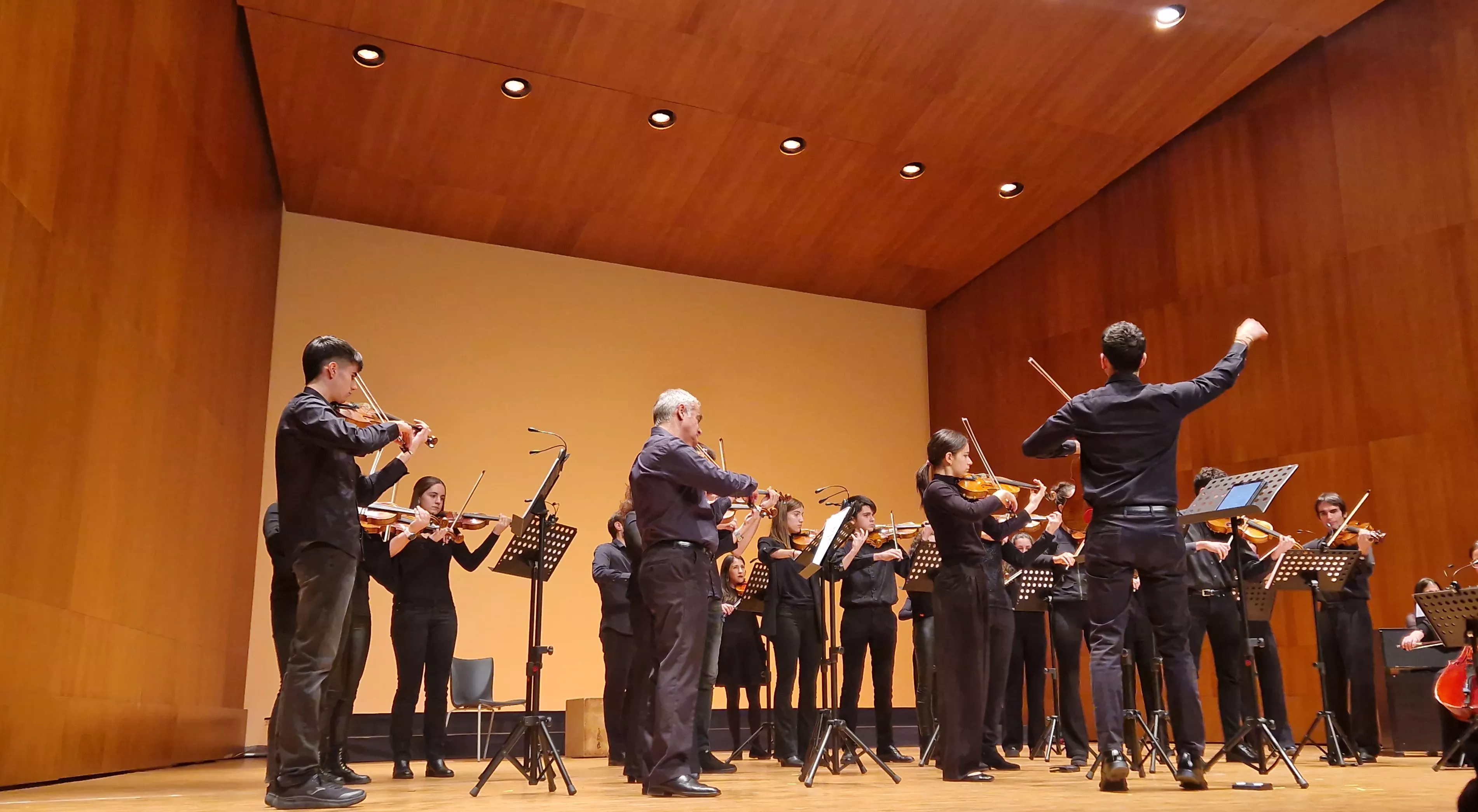 Concierto de Navidad 2023 de la Orquesta de Cámara de Huesca. Foto Myriam Martínez