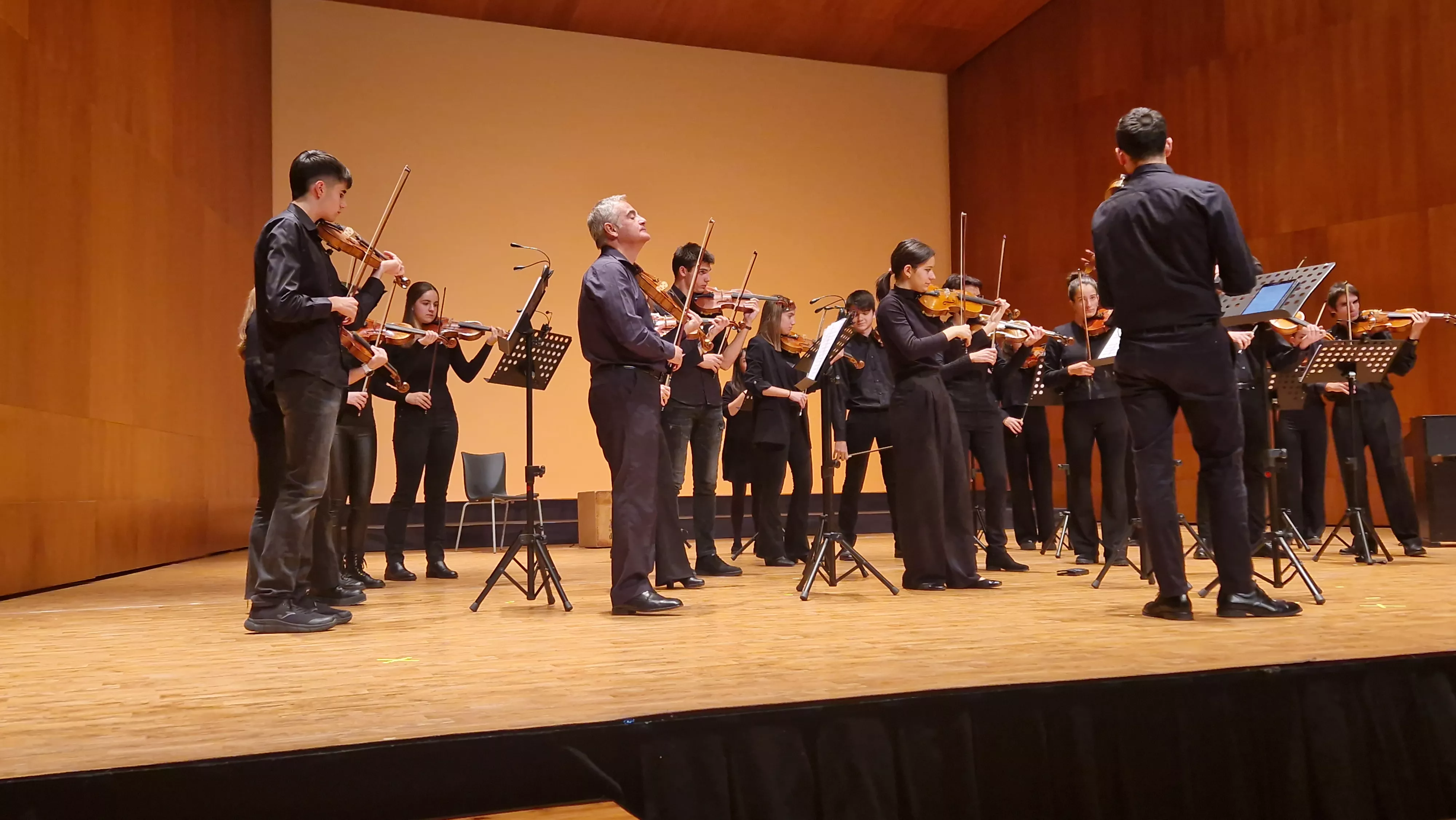 Concierto de Navidad 2023 de la Orquesta de Cámara de Huesca. Foto Myriam Martínez 