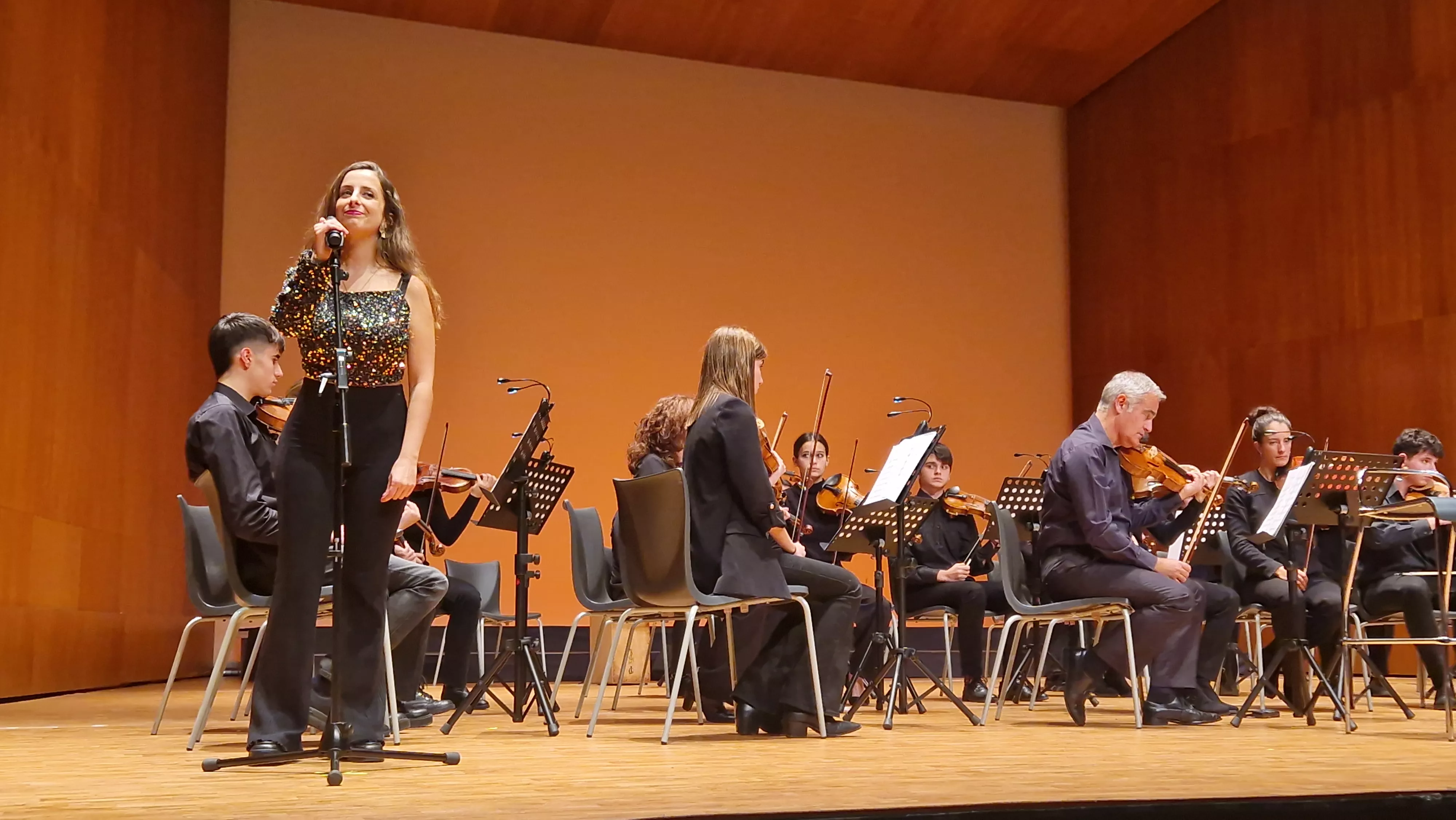 Concierto de Navidad 2023 de la Orquesta de Cámara de Huesca. Foto Myriam Martínez 