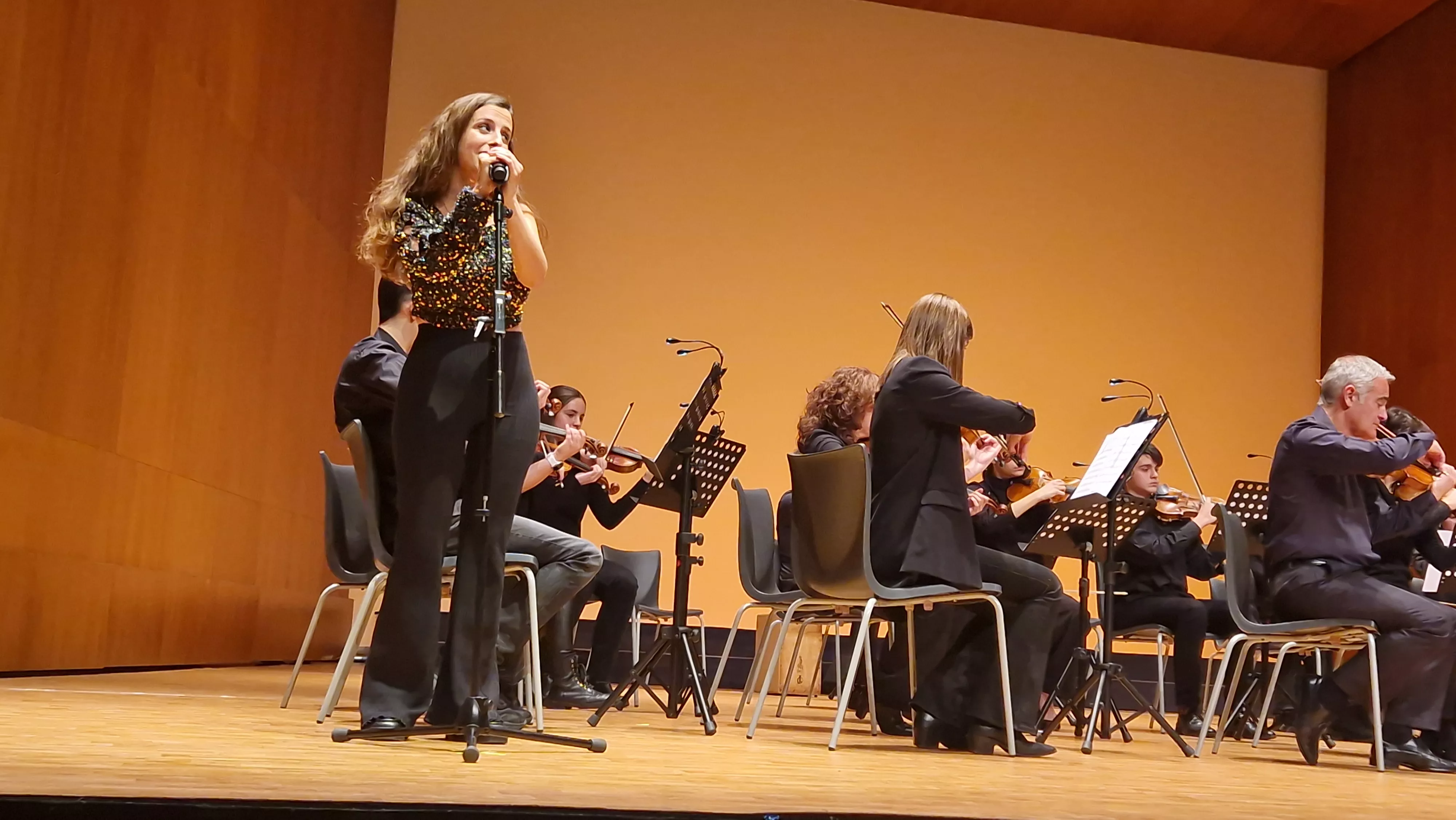 Concierto de Navidad 2023 de la Orquesta de Cámara de Huesca. Foto Myriam Martínez 
