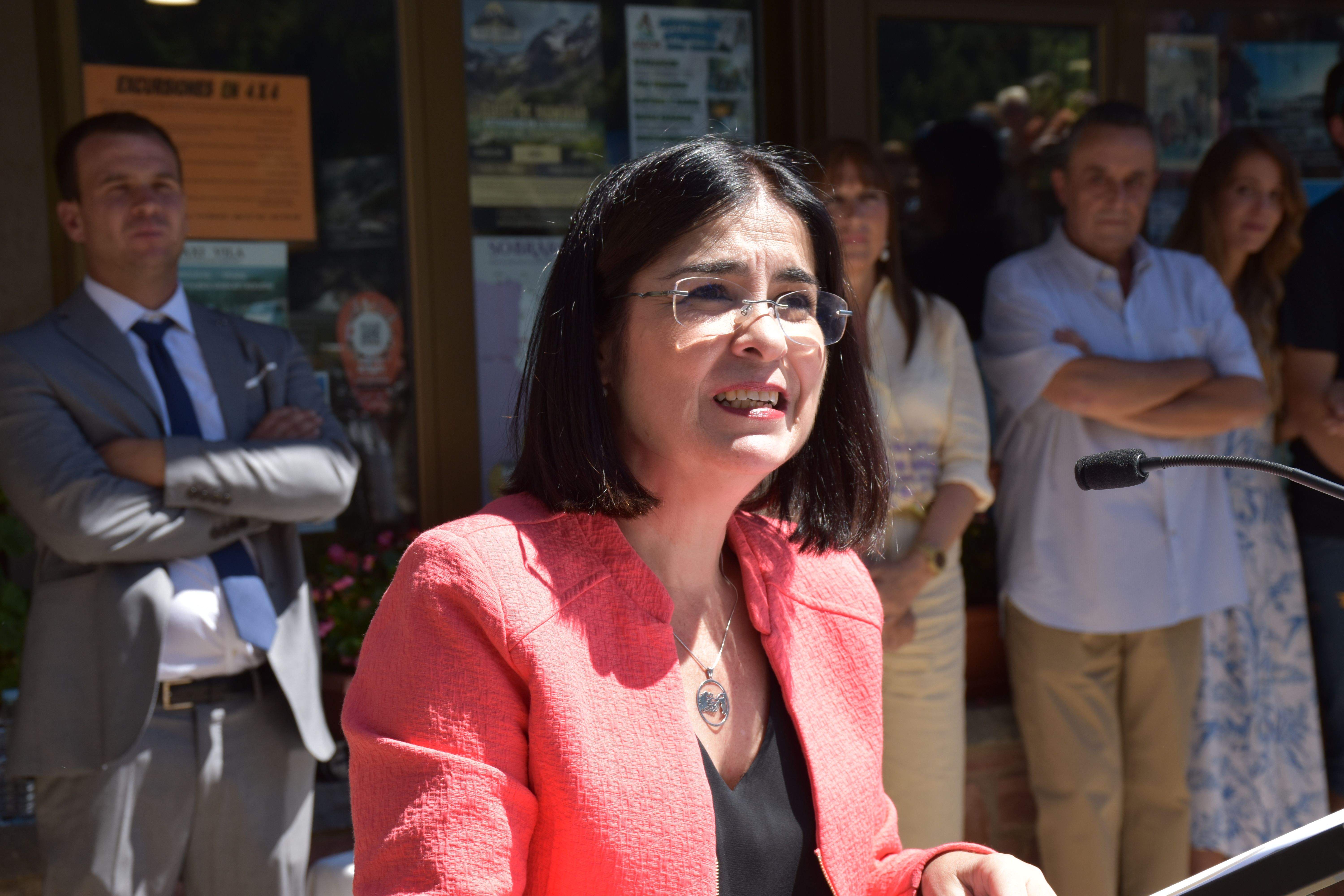 Carolina Darias viaja a Plan para entregar al médico rural Guillermo Bernués la Orden al Mérito Civil del Ministerio de Sanidad (2)